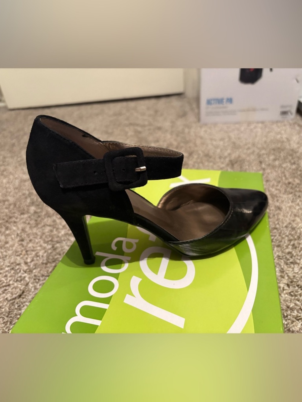 Black velvet and patent Mary Jane Heel - Women’s Dress Pump